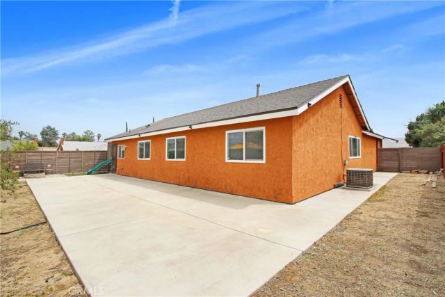 2526 Birch, San Bernardino, CA 92410