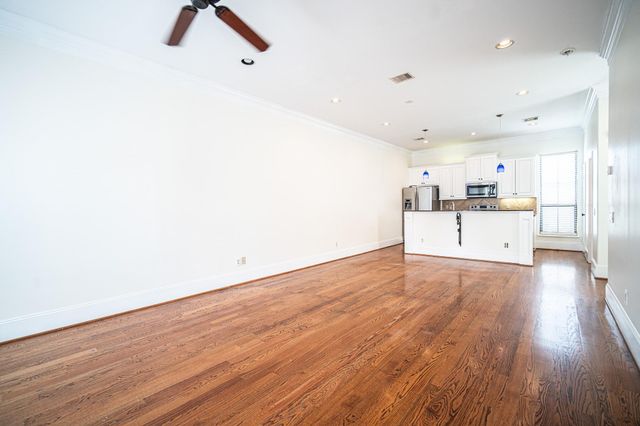 3119 Fairdale Oaks E, Houston, TX 77057