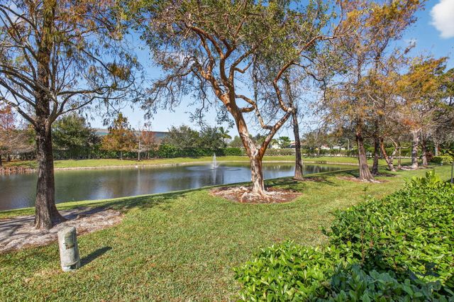 10156 Royal Palm Boulevard 504-5, Coral Springs, FL 33065