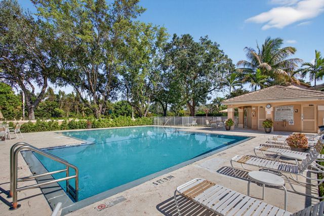 10156 Royal Palm Boulevard 504-5, Coral Springs, FL 33065