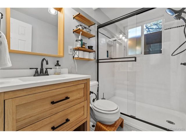 13436 Fitzsimons Way, Aurora, CO 80011