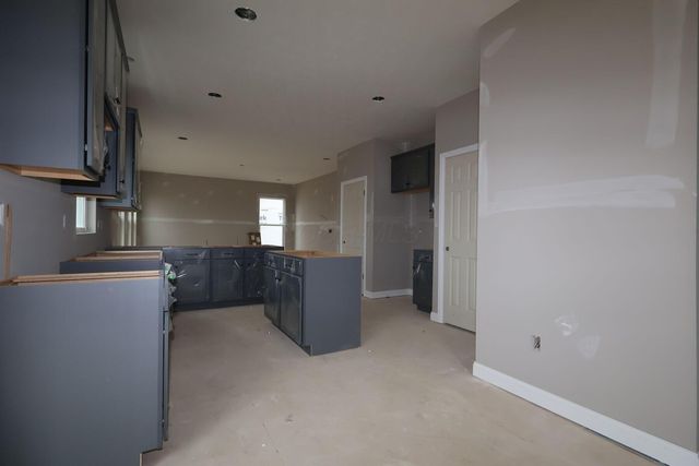 338 Cherry Hills Road, Commercial Point, OH 43116