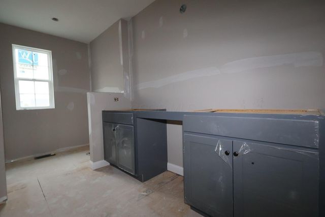 338 Cherry Hills Road, Commercial Point, OH 43116