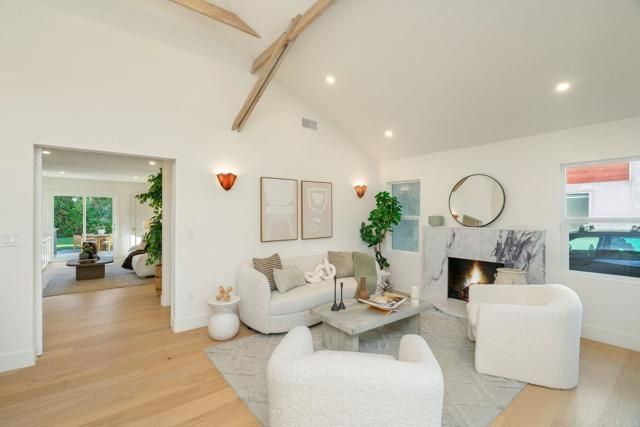 1715 Cedar St, Santa Monica, CA 90405