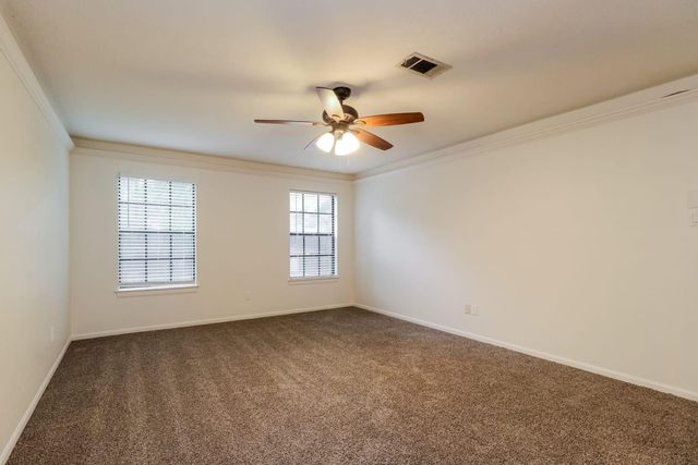 109 W Rainbow Ridge Cir, Spring, TX 77381