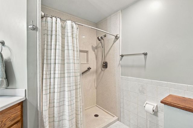20350 Jewel Avenue N, Forest Lake, MN 55025