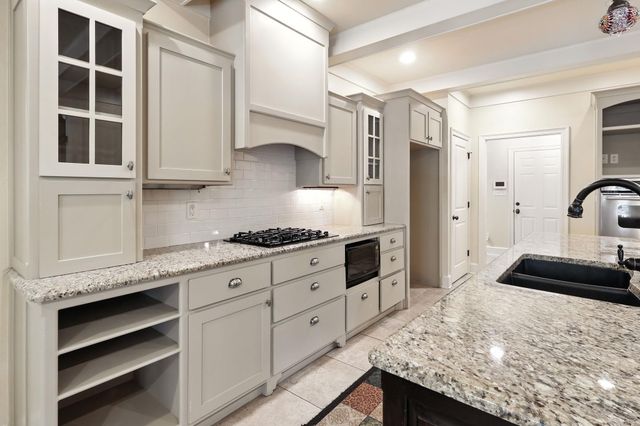 2905 Woodsgate, Little Rock, AR 72211