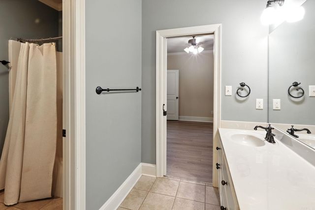 2905 Woodsgate, Little Rock, AR 72211