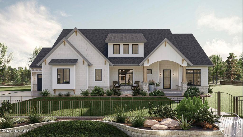 178 Maple Creek Drive, Wallace, NC 28466