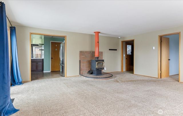 1321 Orchard Loop, Oak Harbor, WA 98277