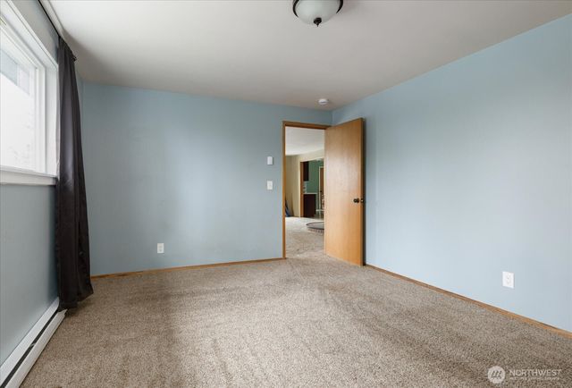 1321 Orchard Loop, Oak Harbor, WA 98277