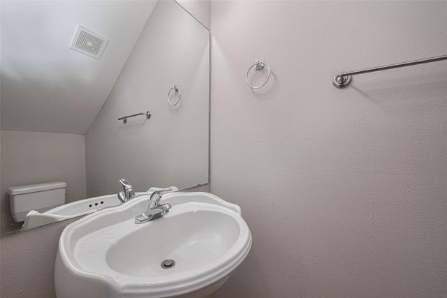 15210 Addicks Stone Drive B, Houston, TX 77082