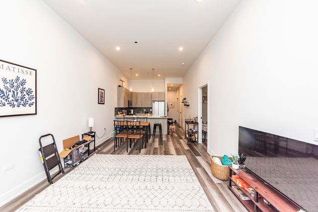 2317 N Clark Street 207, Chicago, IL 60614