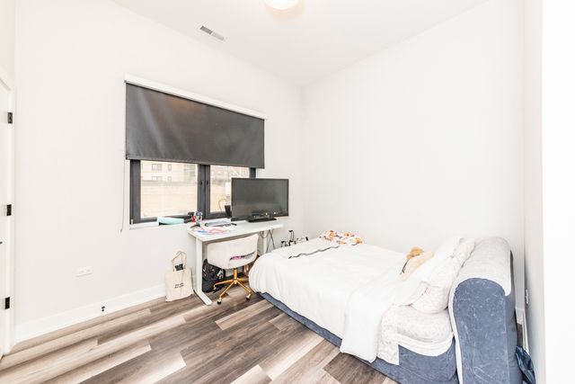 2317 N Clark Street 207, Chicago, IL 60614