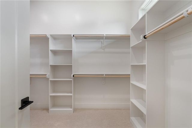 24195 W 91st Terrace, Lenexa, KS 66227