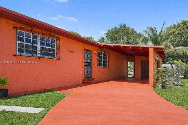 16250 NW 39th Pl, Miami Gardens, FL 33054