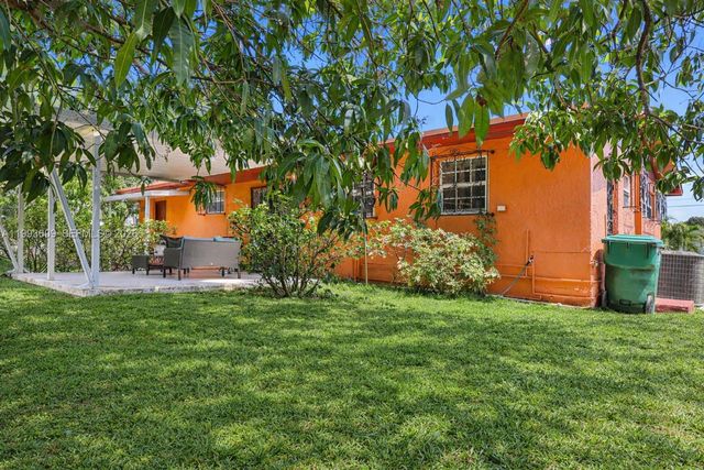 16250 NW 39th Pl, Miami Gardens, FL 33054