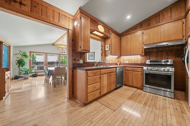 21376 Consolation, Volcano, CA 95689