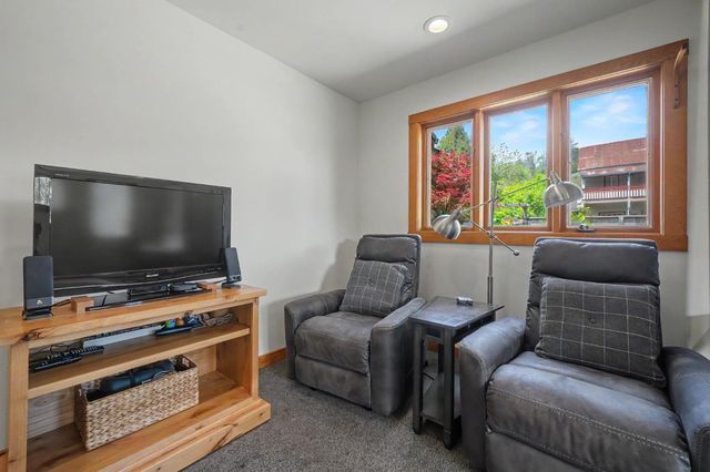 21376 Consolation, Volcano, CA 95689