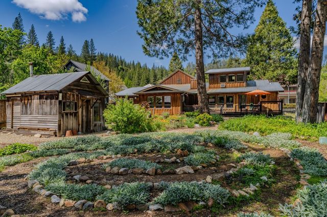 21376 Consolation, Volcano, CA 95689