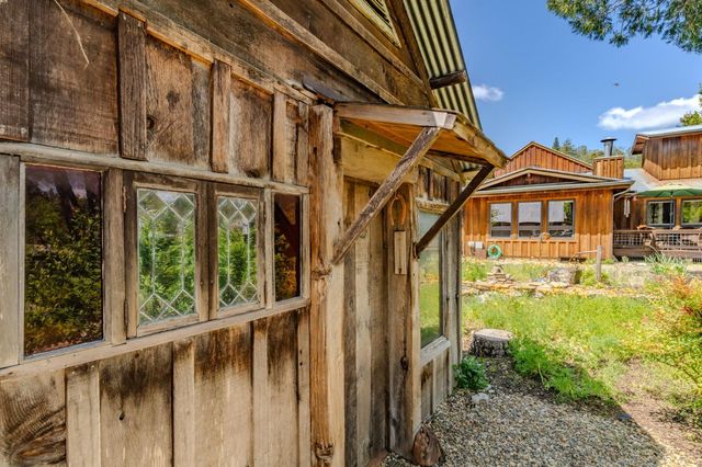 21376 Consolation, Volcano, CA 95689