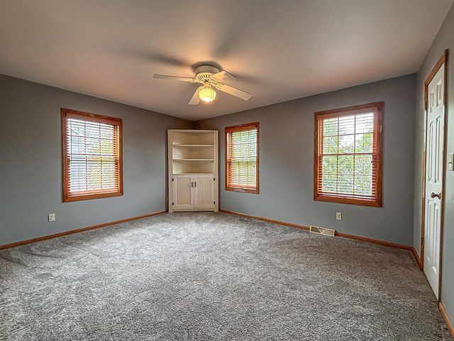 13130 Scarborough DRIVE, New Berlin, WI 53151