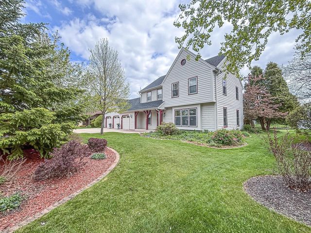 13130 Scarborough DRIVE, New Berlin, WI 53151