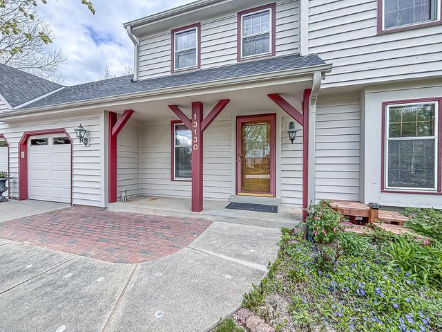 13130 Scarborough DRIVE, New Berlin, WI 53151