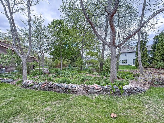 13130 Scarborough DRIVE, New Berlin, WI 53151