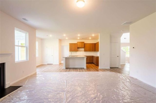 222 River Run Drive, Dallas, GA 30132