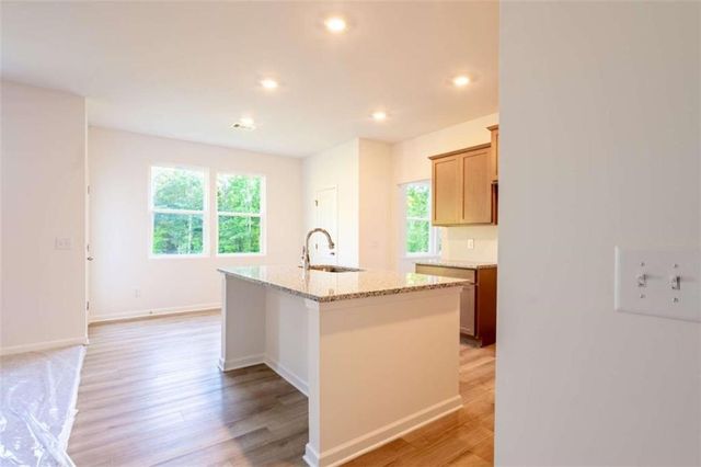 222 River Run Drive, Dallas, GA 30132