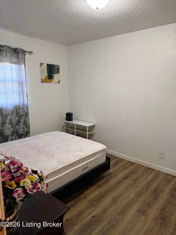 14019 Darwin Blvd, Louisville, KY 40272