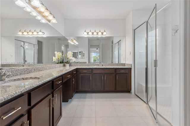 11917 SW Jasper Lake Way, Port St. Lucie, FL 34987