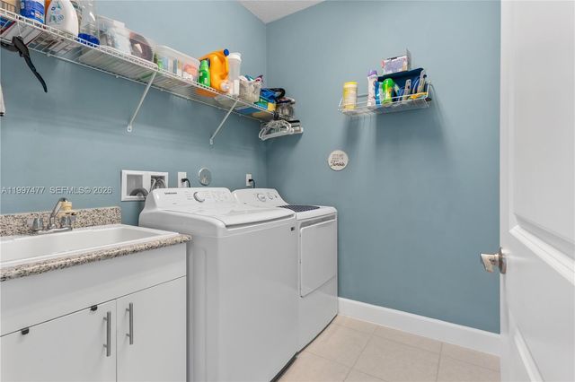 11917 SW Jasper Lake Way, Port St. Lucie, FL 34987