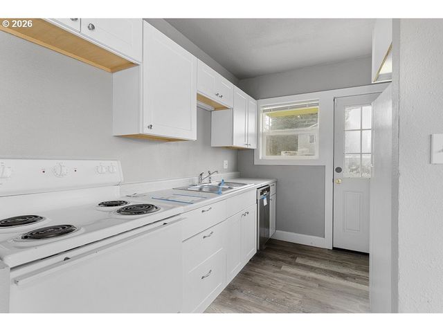 3102 NORRIS Rd, Vancouver, WA 98661