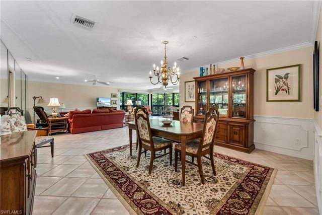 200 Wyndemere WAY B402, Naples, FL 34105