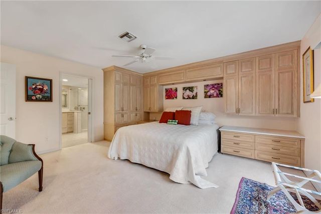 200 Wyndemere WAY B402, Naples, FL 34105
