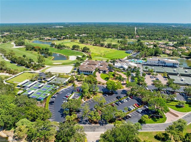 200 Wyndemere WAY B402, Naples, FL 34105