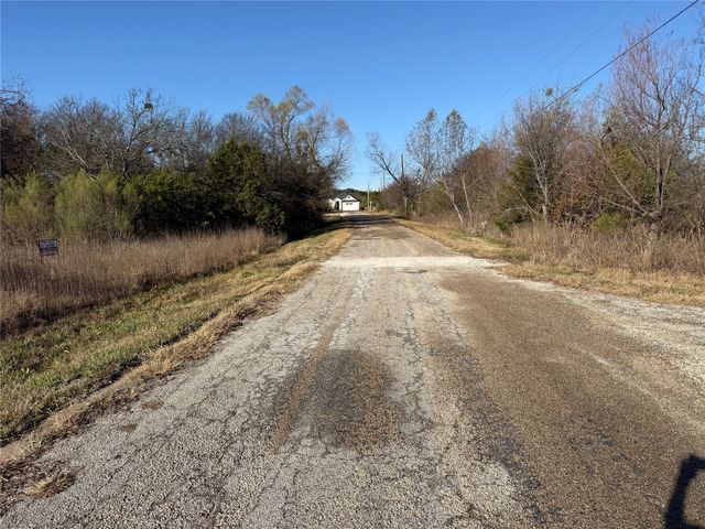 38037 Brookside Drive, Whitney, TX 76692