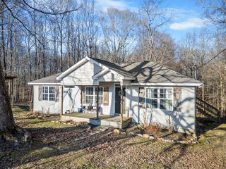 590 Jackson Hollow Rd, Minor Hill, TN 38473