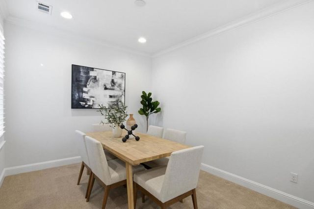 631 True Wind Way 216, Redwood City, CA 94063