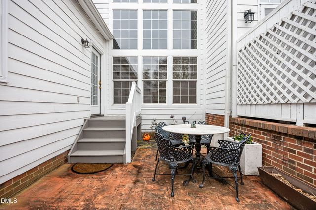 120 Nolen Lane, Chapel Hill, NC 27516