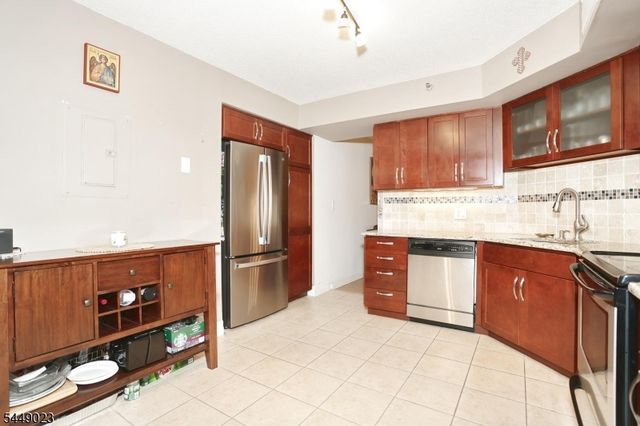 316 Prospect Ave 4K, Hackensack City, NJ 07601
