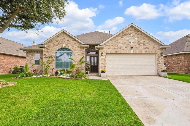 925 Autumn Brook Street, Seabrook, TX 77586