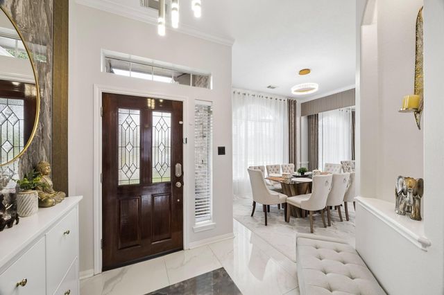 925 Autumn Brook Street, Seabrook, TX 77586