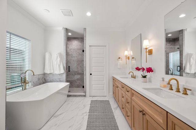 810 Nashua Street, Houston, TX 77008