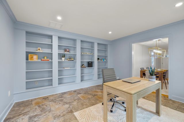 810 Nashua Street, Houston, TX 77008