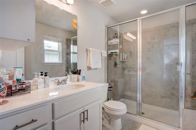 6554 Marsh LN, Buda, TX 78610