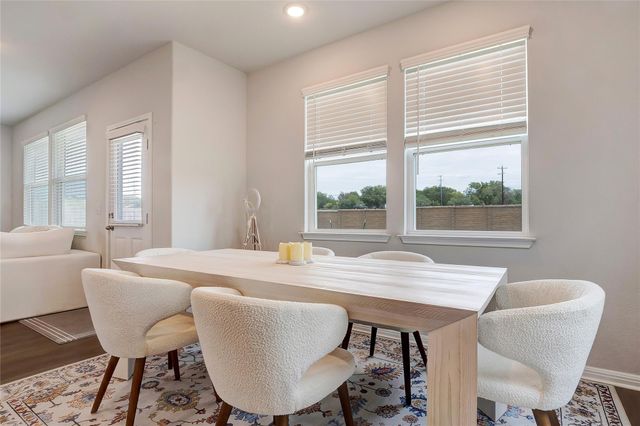 6554 Marsh LN, Buda, TX 78610