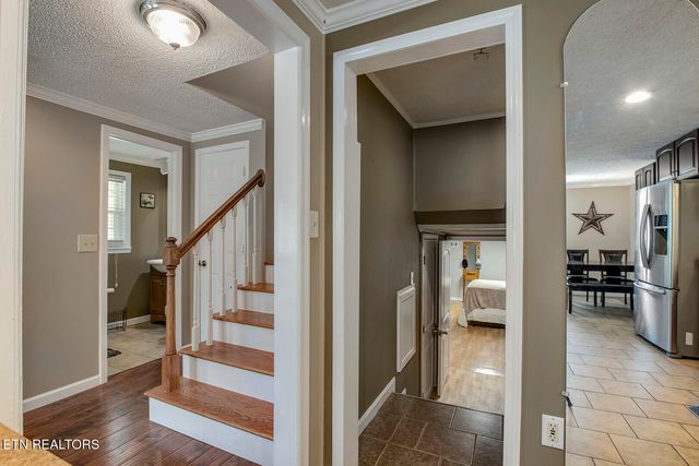 611 E Race St, Kingston, TN 37763